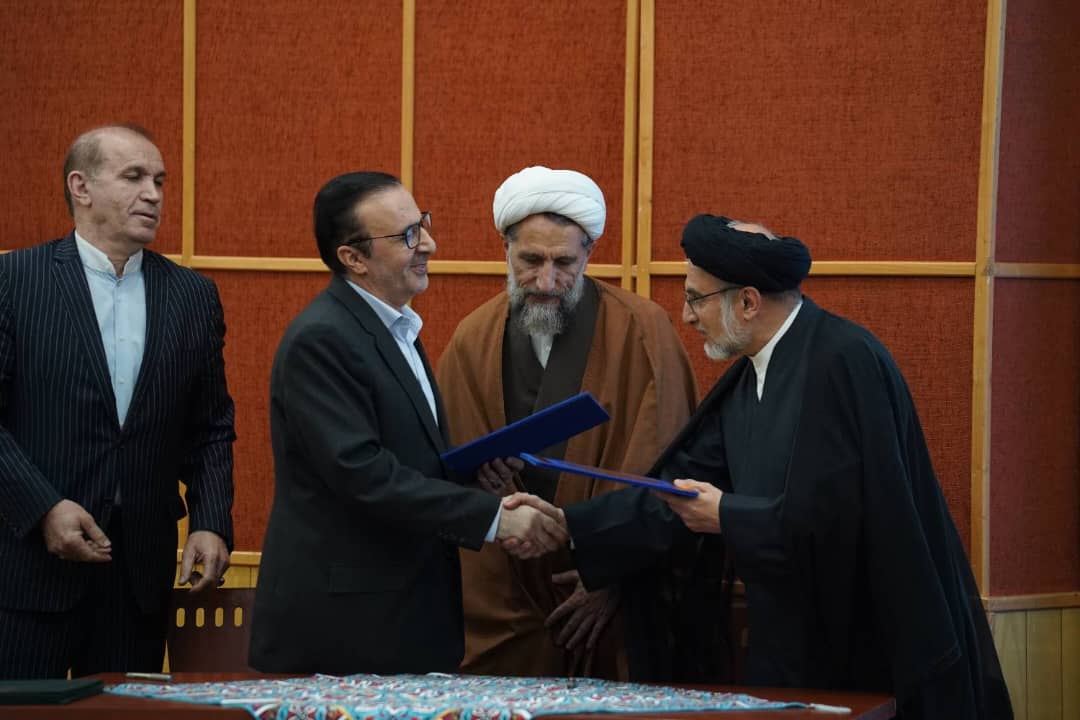 تبادل تفاهم‌نامه انتقال آب شرب به استان قزوین در سفر رئیس جمهور